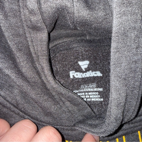 Fanatics Kansas City Chiefs Navy Blue Youth Hoodie with Team Logo - Picture 2 of 3